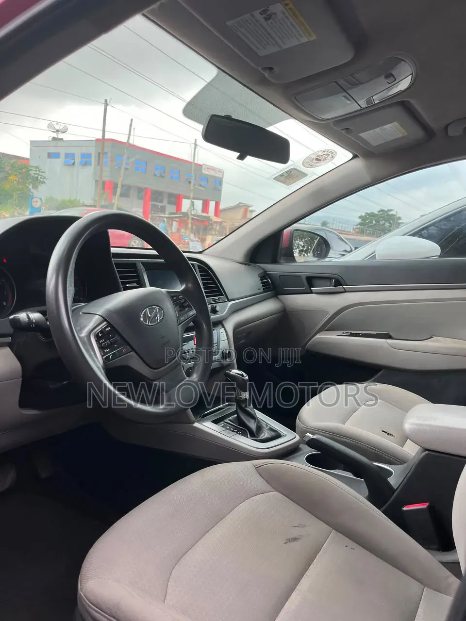 Hyundai Elantra 2017 Red