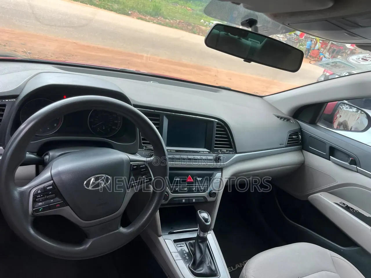 Hyundai Elantra 2017 Red