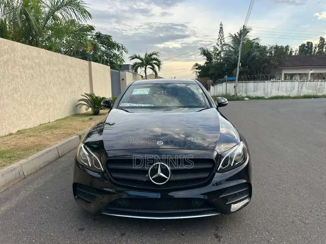 Mercedes-Benz E300 2019 Black