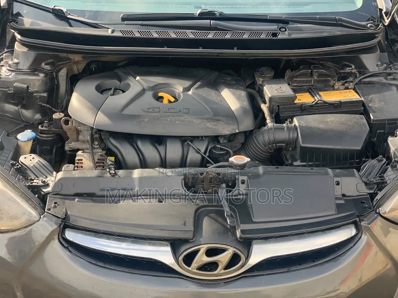 Hyundai Elantra GLS Sedan FWD (1.8L 4cyl 6M) 2013 Gray