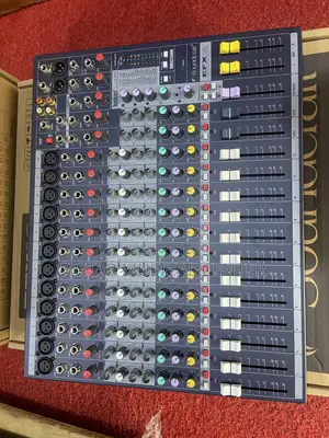 EFX12 Soundcraft Mixing Console