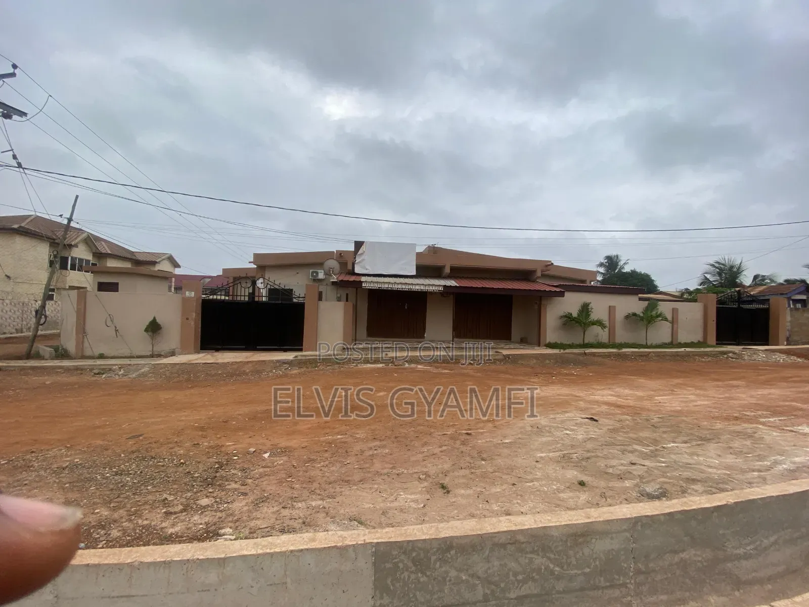 2bdrm House in Housing Down for rent