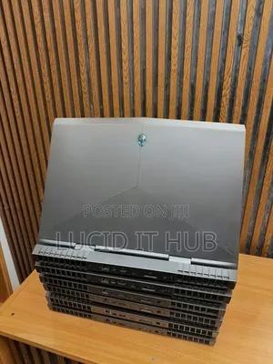 Laptop Alienware 17 R5 16GB Intel Core i7 SSD 512GB