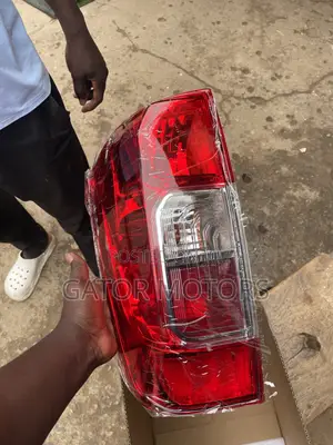 Navara 2015 2016 2017 2018 2019 2020 2021 Taillights (Pair)