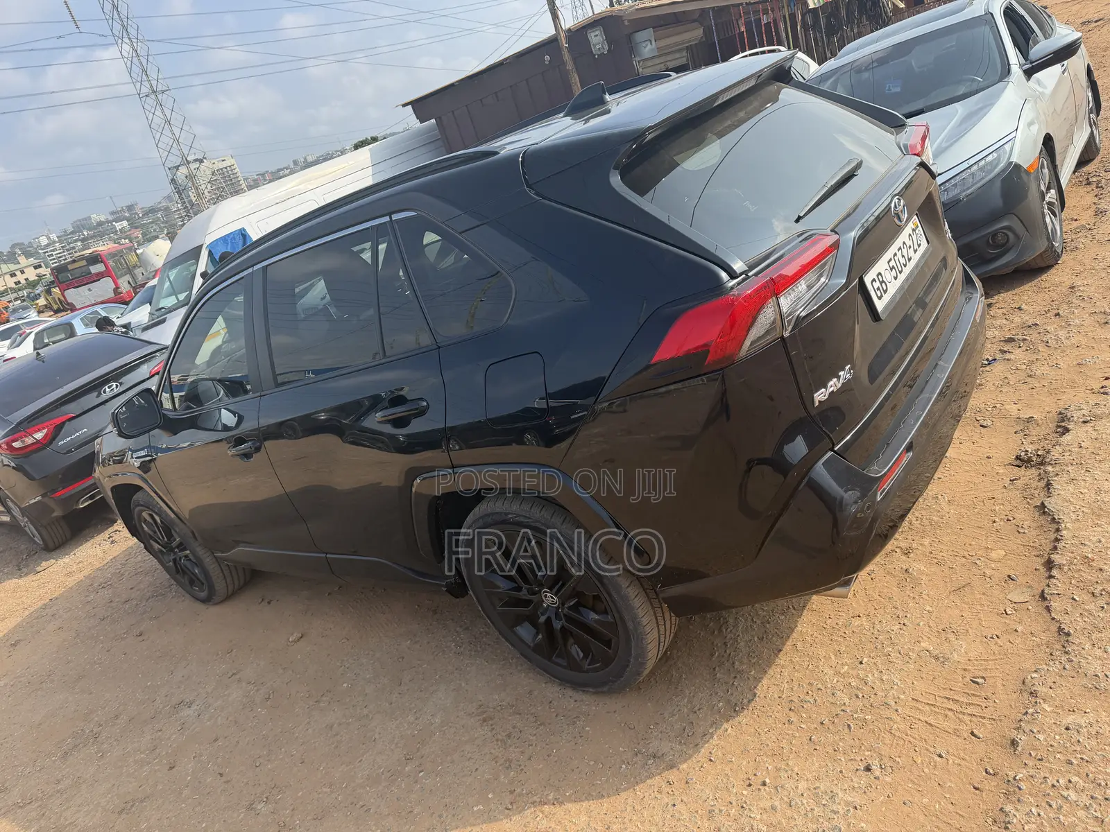 Toyota RAV4 XLE FWD 2020 Black