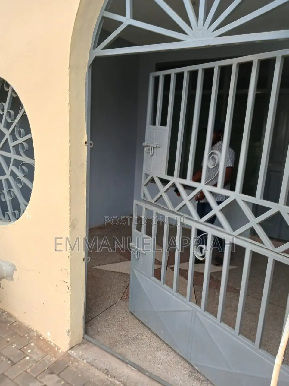 4bdrm Apartment in Awoshei, Awoshie for rent
