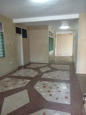 4bdrm Apartment in Awoshei, Awoshie for rent