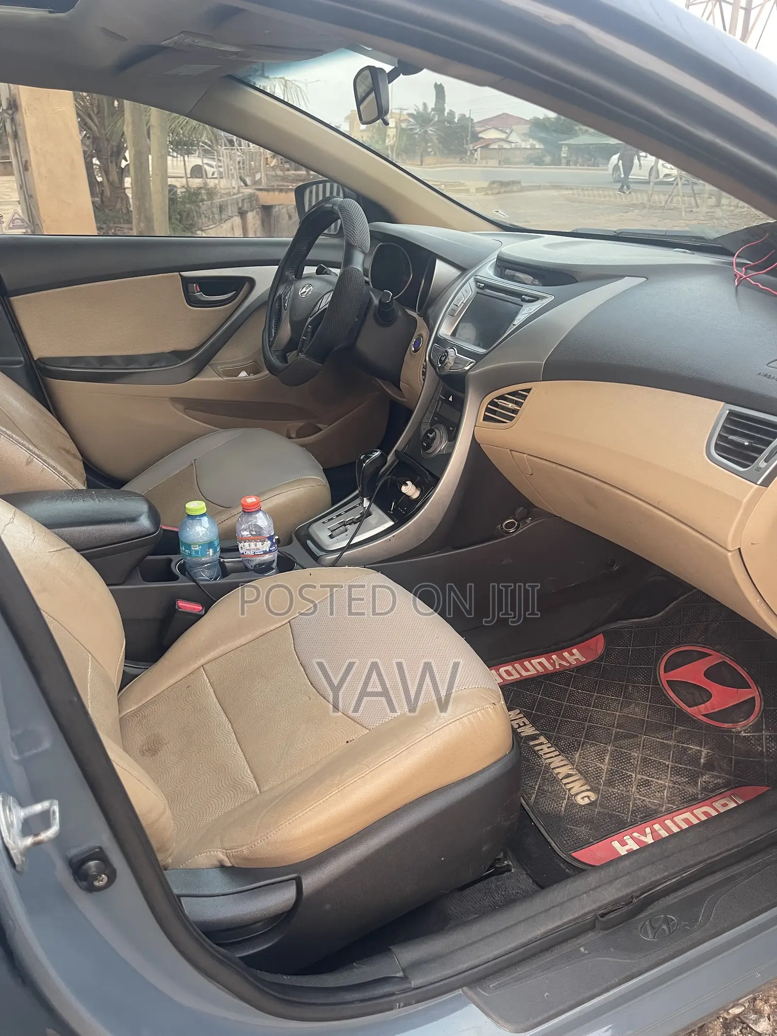Hyundai Elantra Limited Sedan FWD (1.8L 4cyl 6A) 2013
