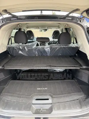 Nissan Rogue SV AWD 2019 Black