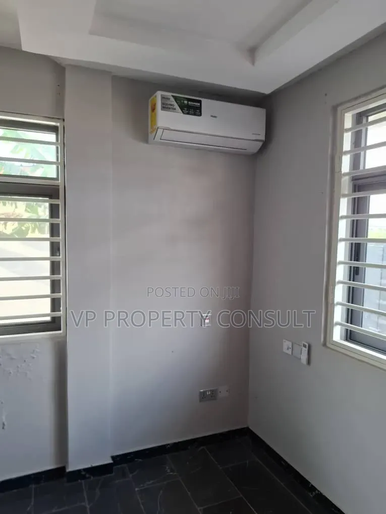 3bdrm Apartment in Kanda for rent