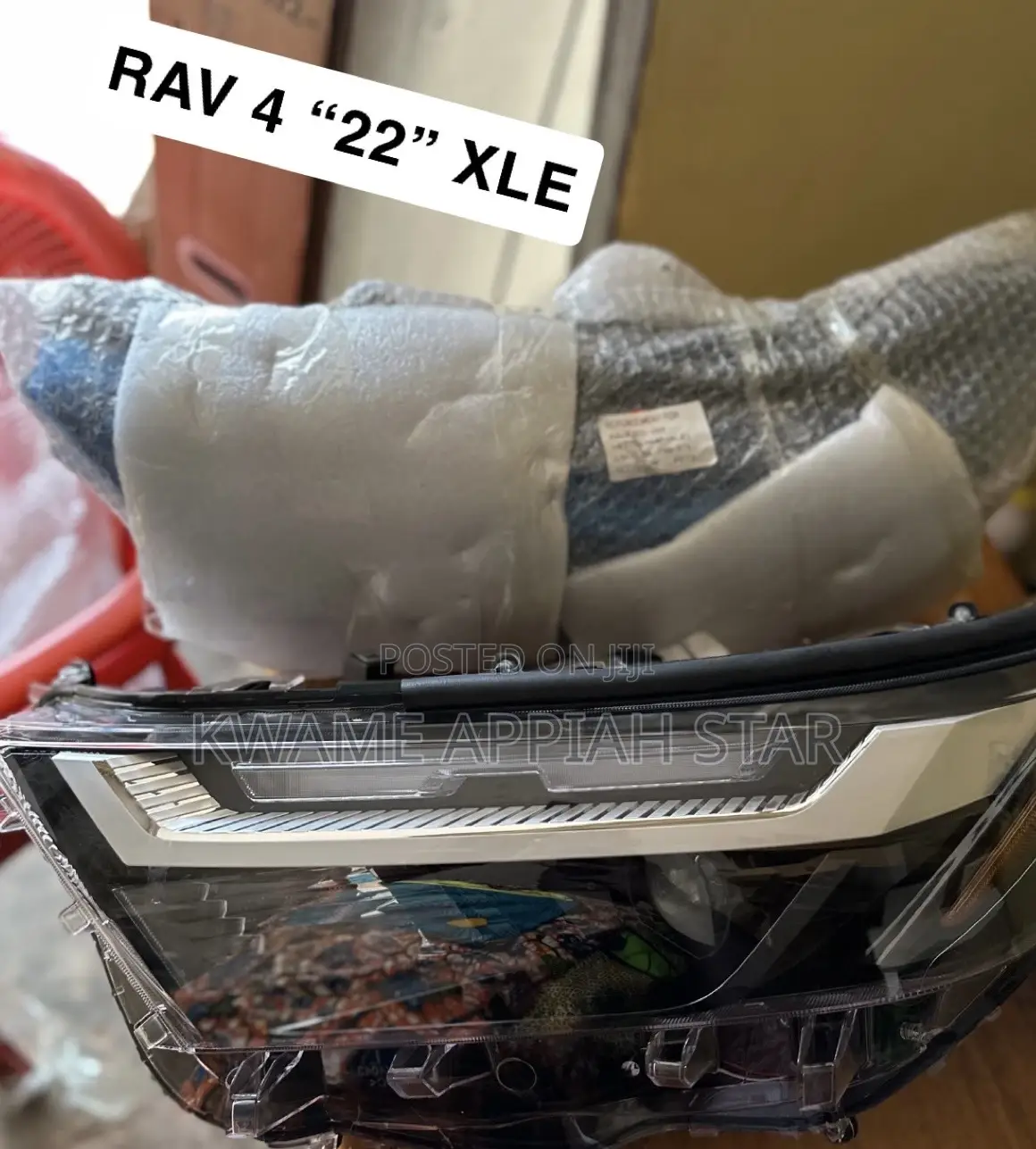 Toyota RAV4 XLE “2022,2023,2024” Headlights Pair