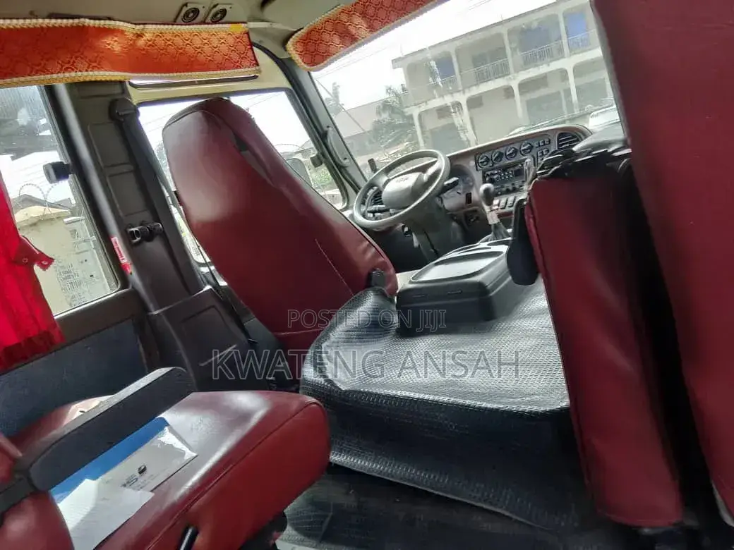 Hyundai County 2014 Silver