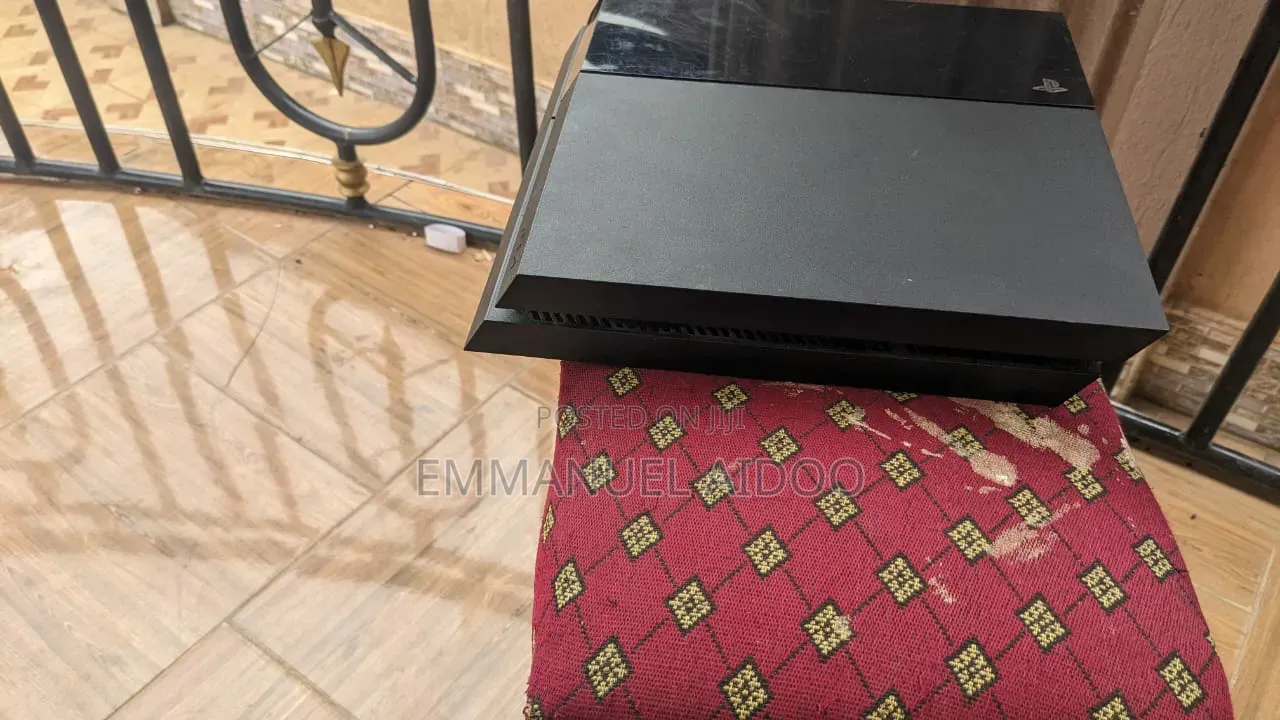 Ps4 Console Standard