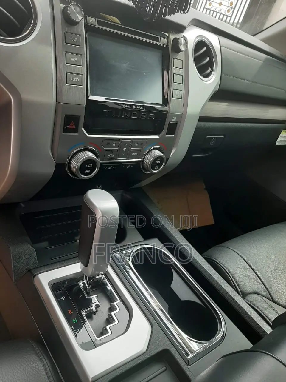 Toyota Tundra 1794 5.7L V8 w/FFV 4x2 CrewMax 5.6 ft. box 145.7 in. WB