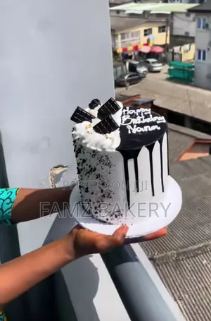 Birthday Cake,Vals and Surprise Gift