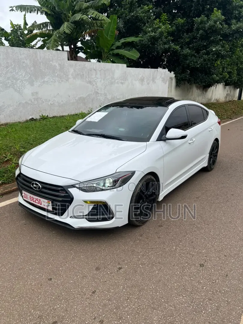 Hyundai Elantra 2018 White