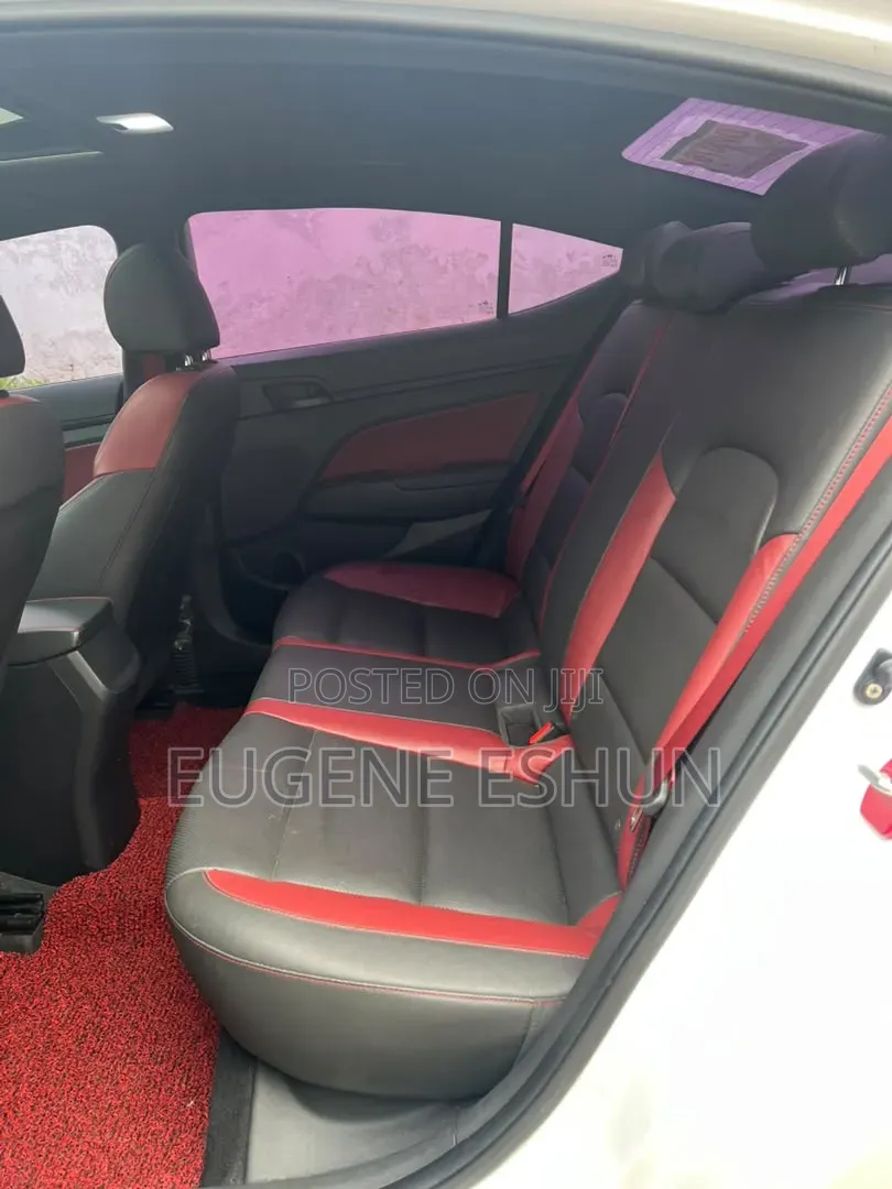 Hyundai Elantra 2018 White