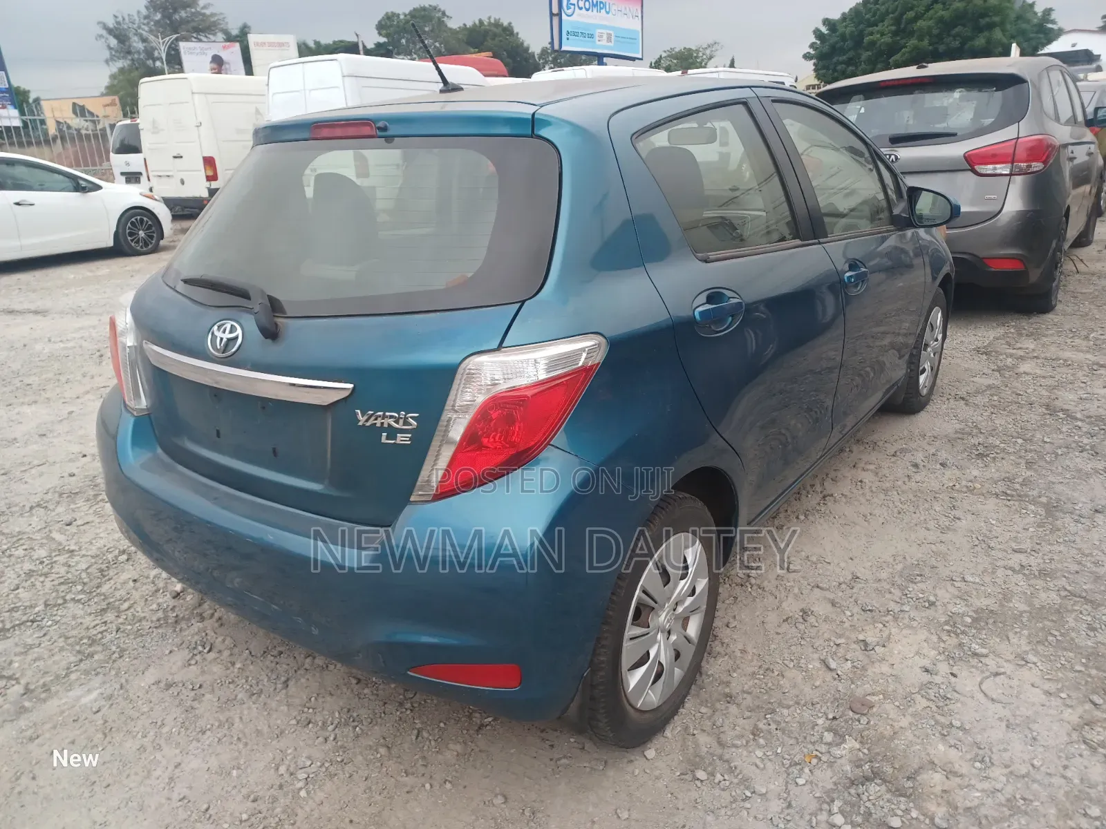 Toyota Yaris 2014 Green