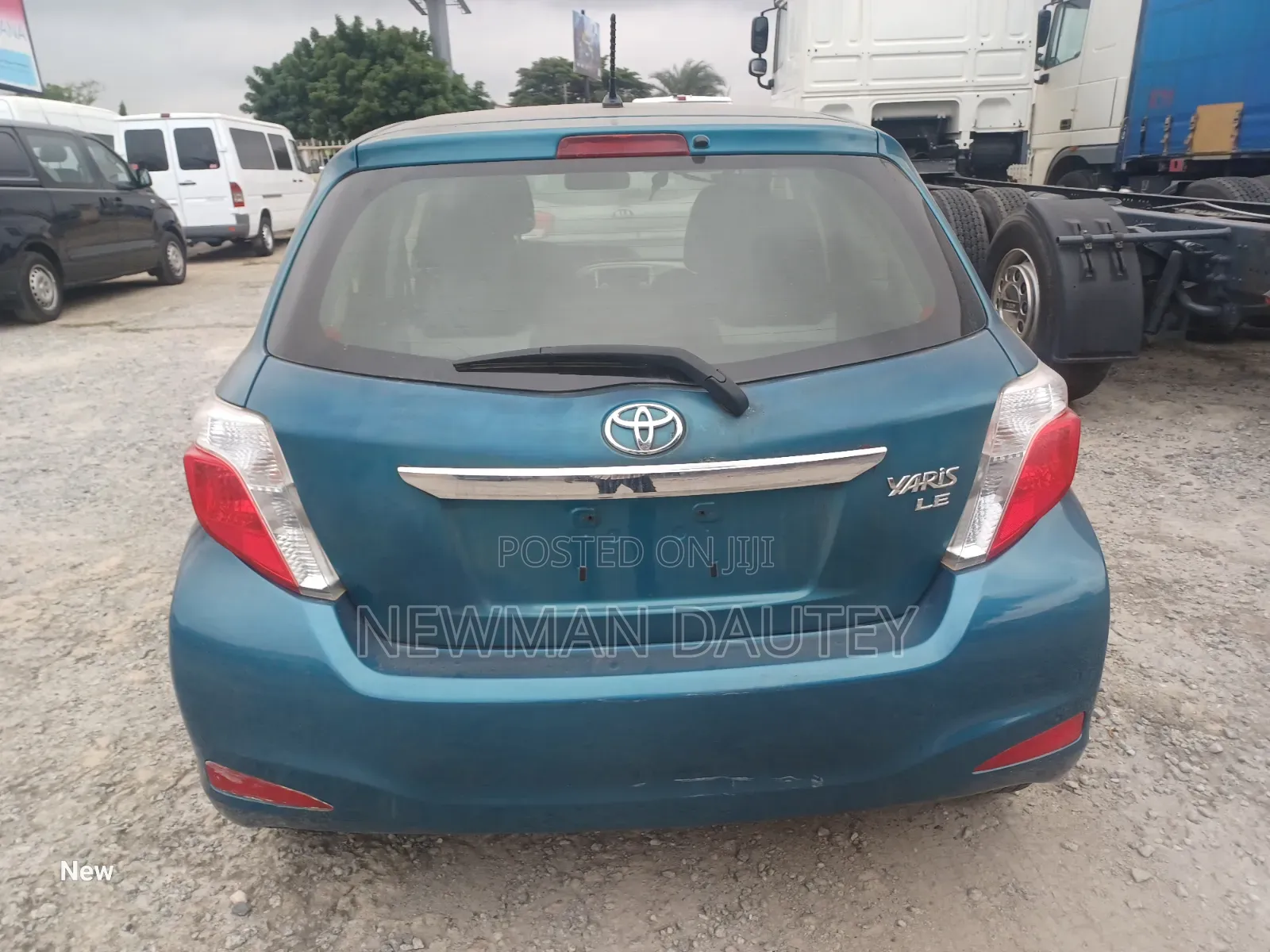 Toyota Yaris 2014 Green