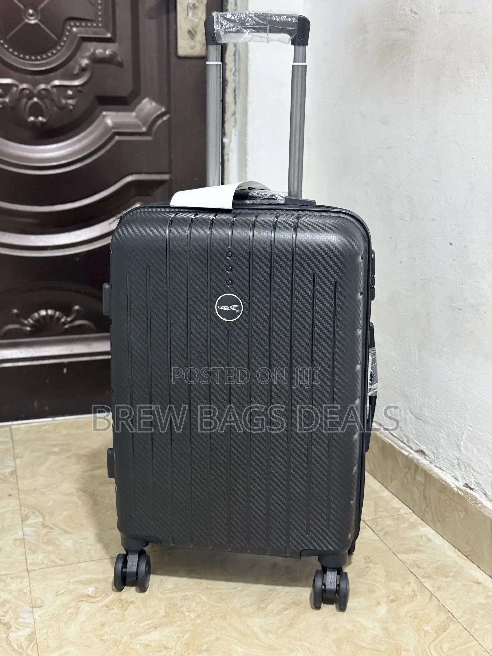 Premium Quality Ultra Strong 20 Inches Small Size Traveling Bag.