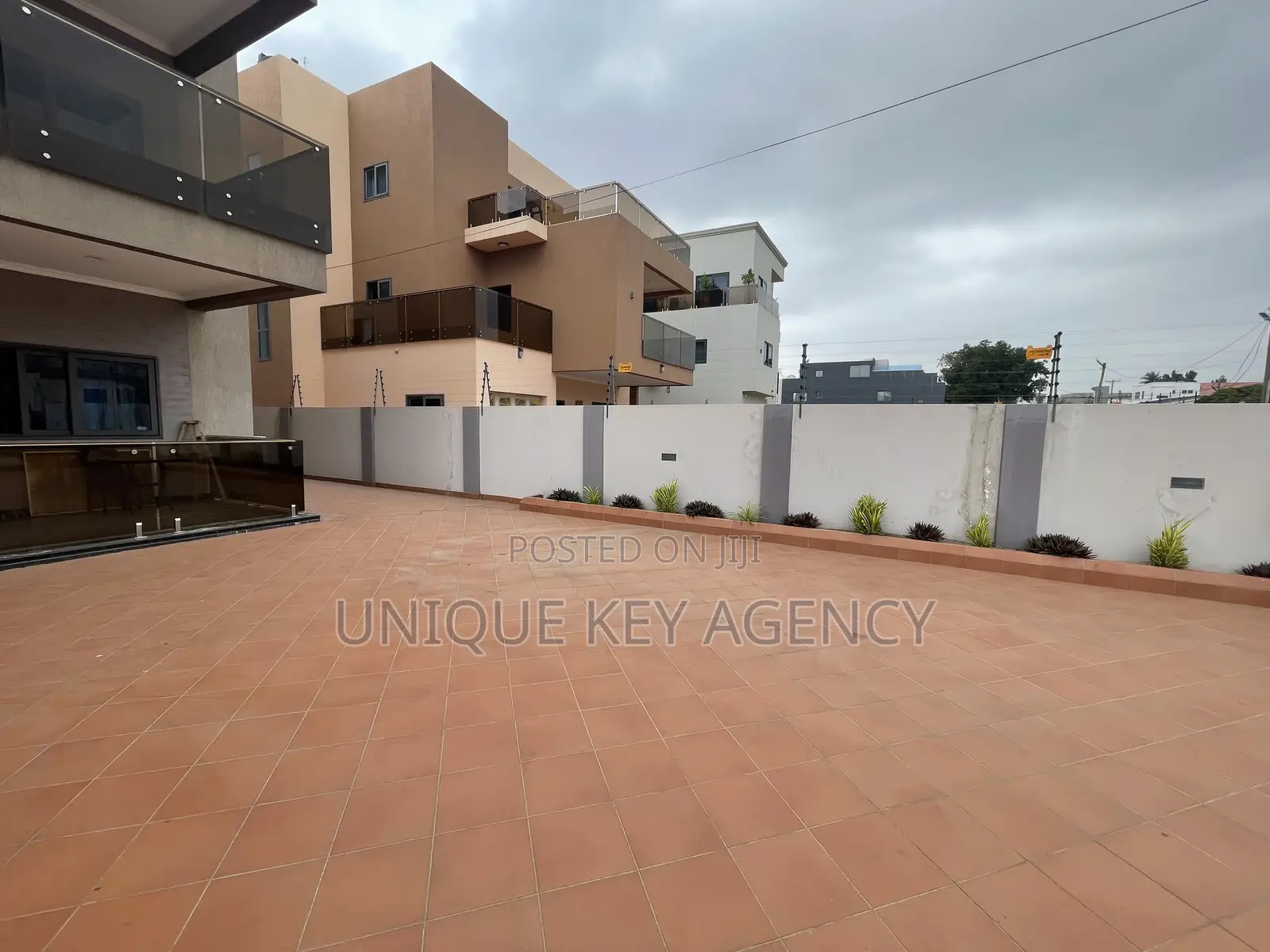 Furnished 3bdrm Apartment in Unique Key Agency, Accra Metropolitan