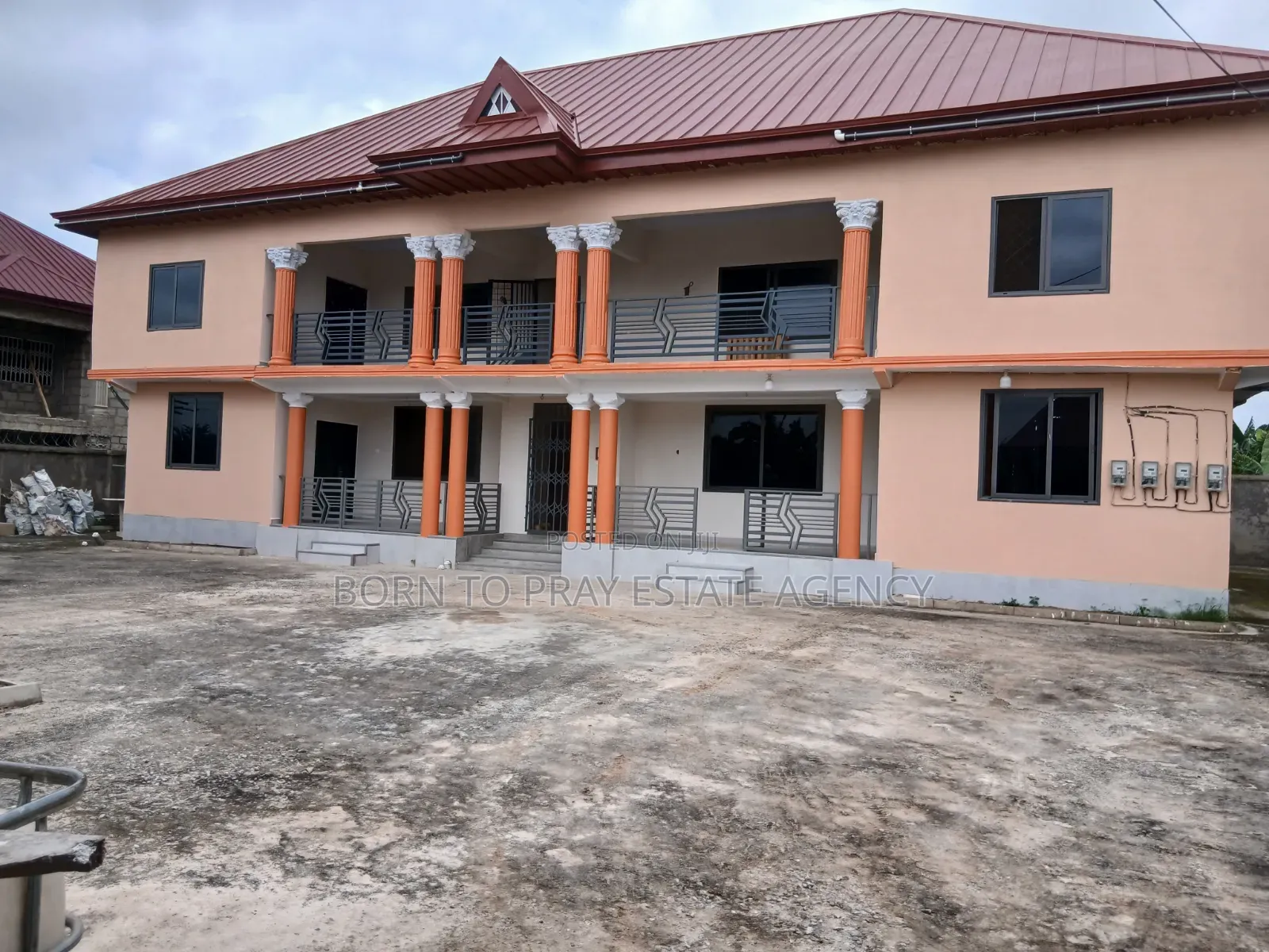 2bdrm Apartment in Born To Pray Estate, Ejisu-Juaben Municipal for rent