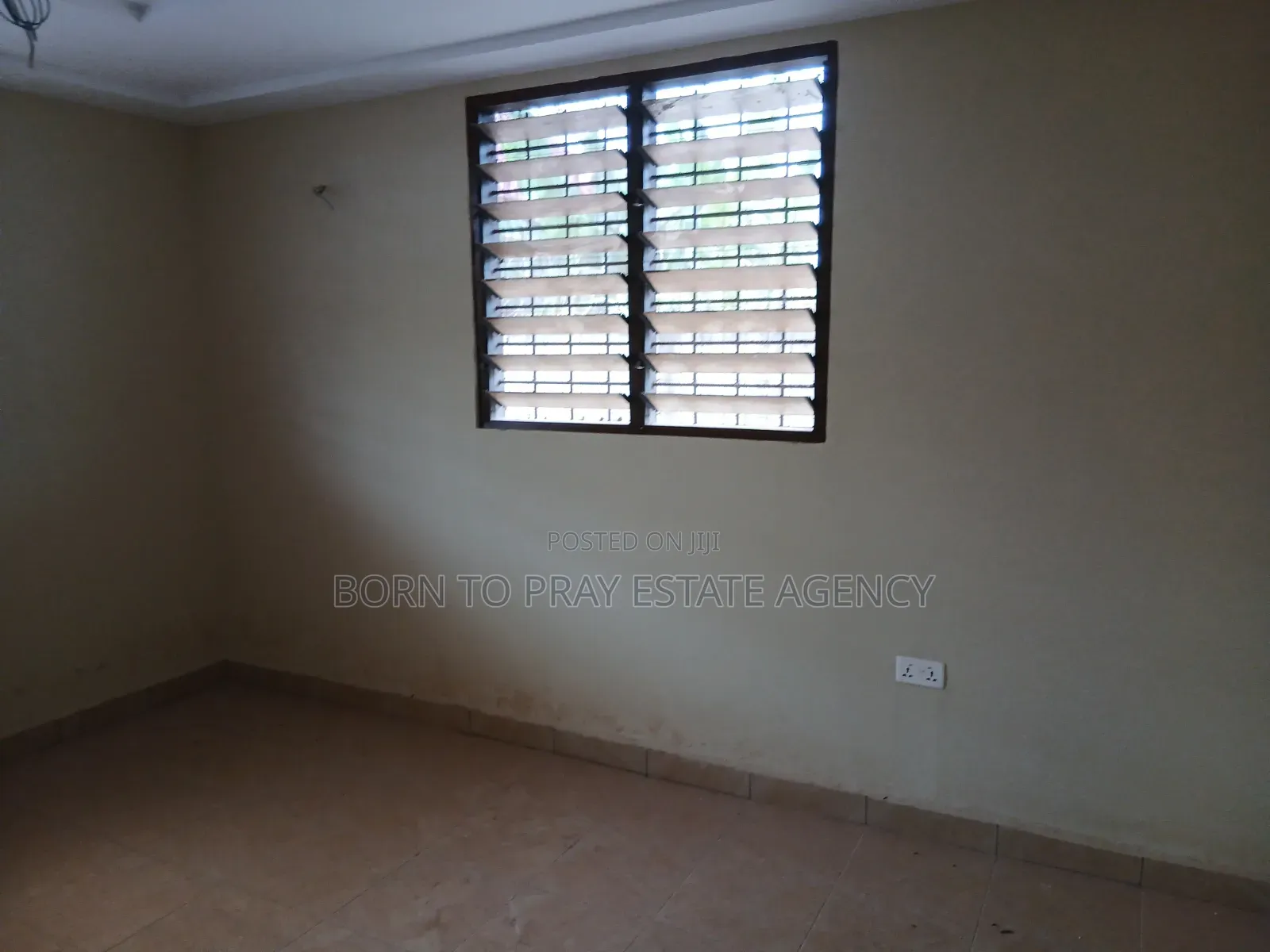 2bdrm Apartment in Born To Pray Estate, Ejisu-Juaben Municipal for rent