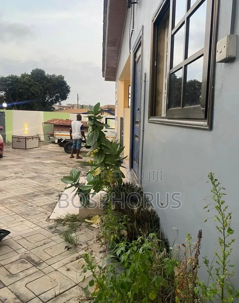 3bdrm House in North Kaneshie for rent