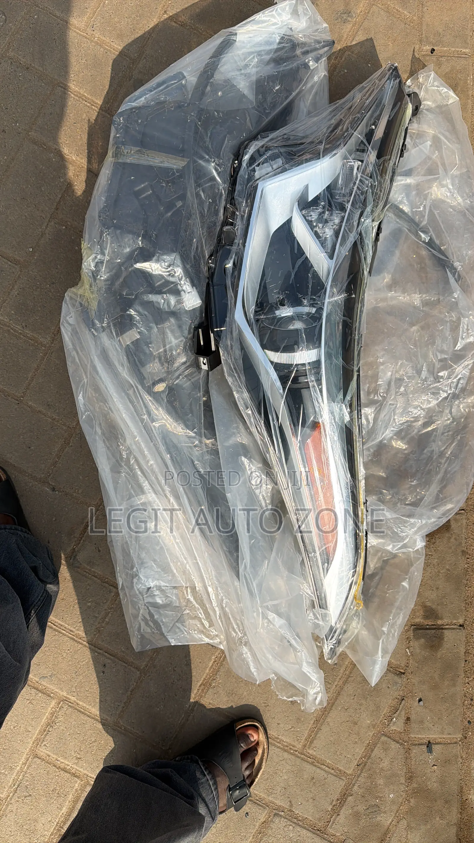 Toyota CHR 2016,2018,2017, Headlight Available