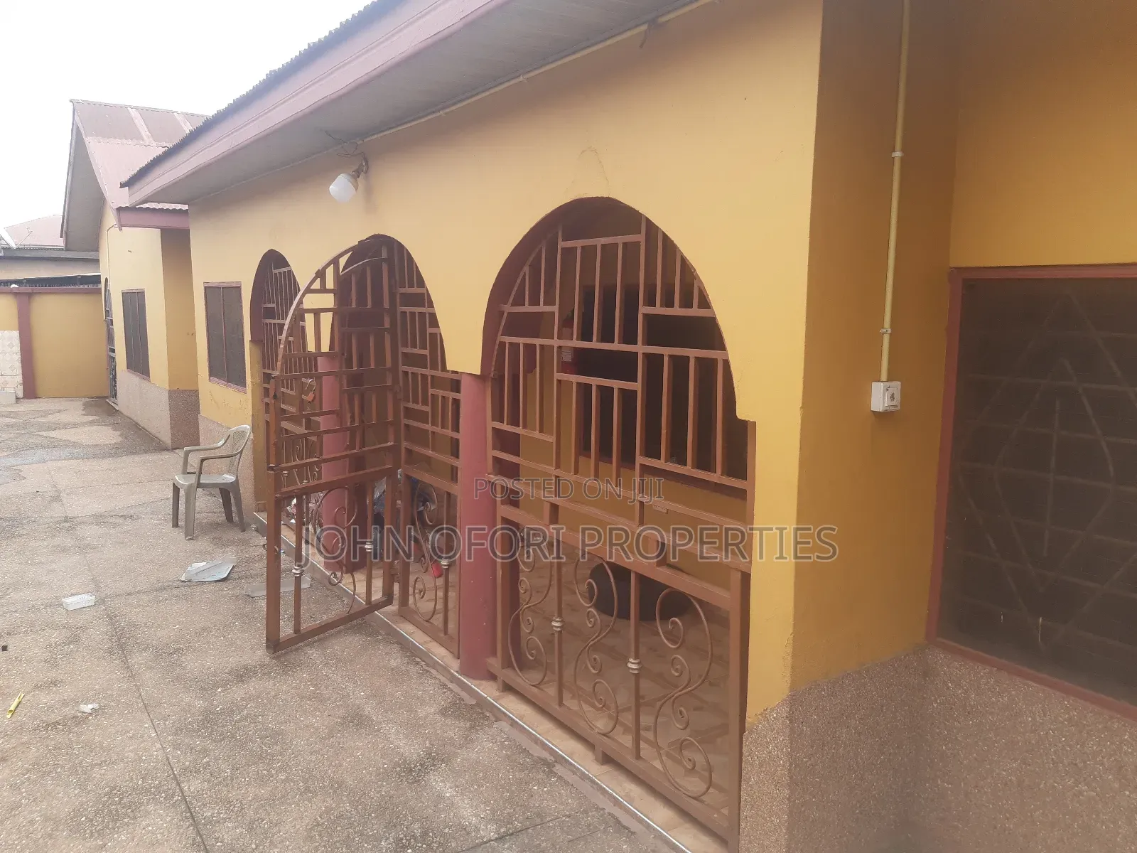 3bdrm Apartment in Oforikrom Poku, Kumasi Metropolitan for rent