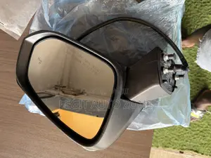 Toyota RAV4 2017,2019,2018,2020, Driving Mirror Available
