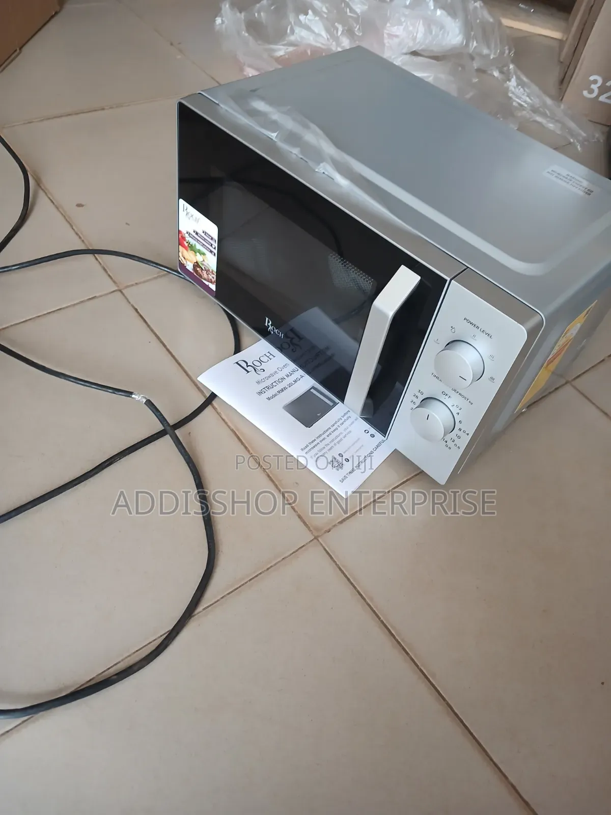Roch Microwave White