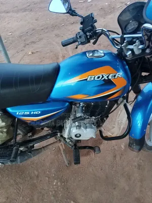 New Bajaj Boxer 125 2026 Blue