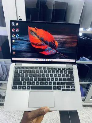 Laptop Dell Latitude 7400 2-in-1 16GB Intel Core i5 SSD 256GB