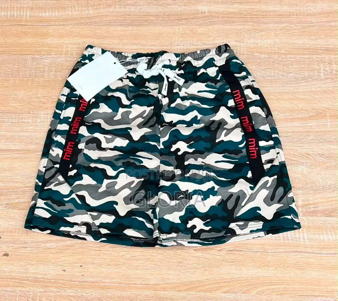 Tops for Both Men and Women