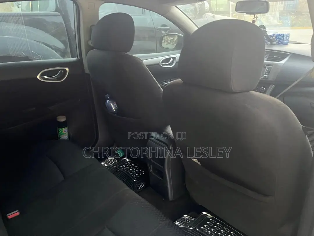 Nissan Sentra SR 4dr Sedan (1.8L 4cyl CVT) 2014 Gray