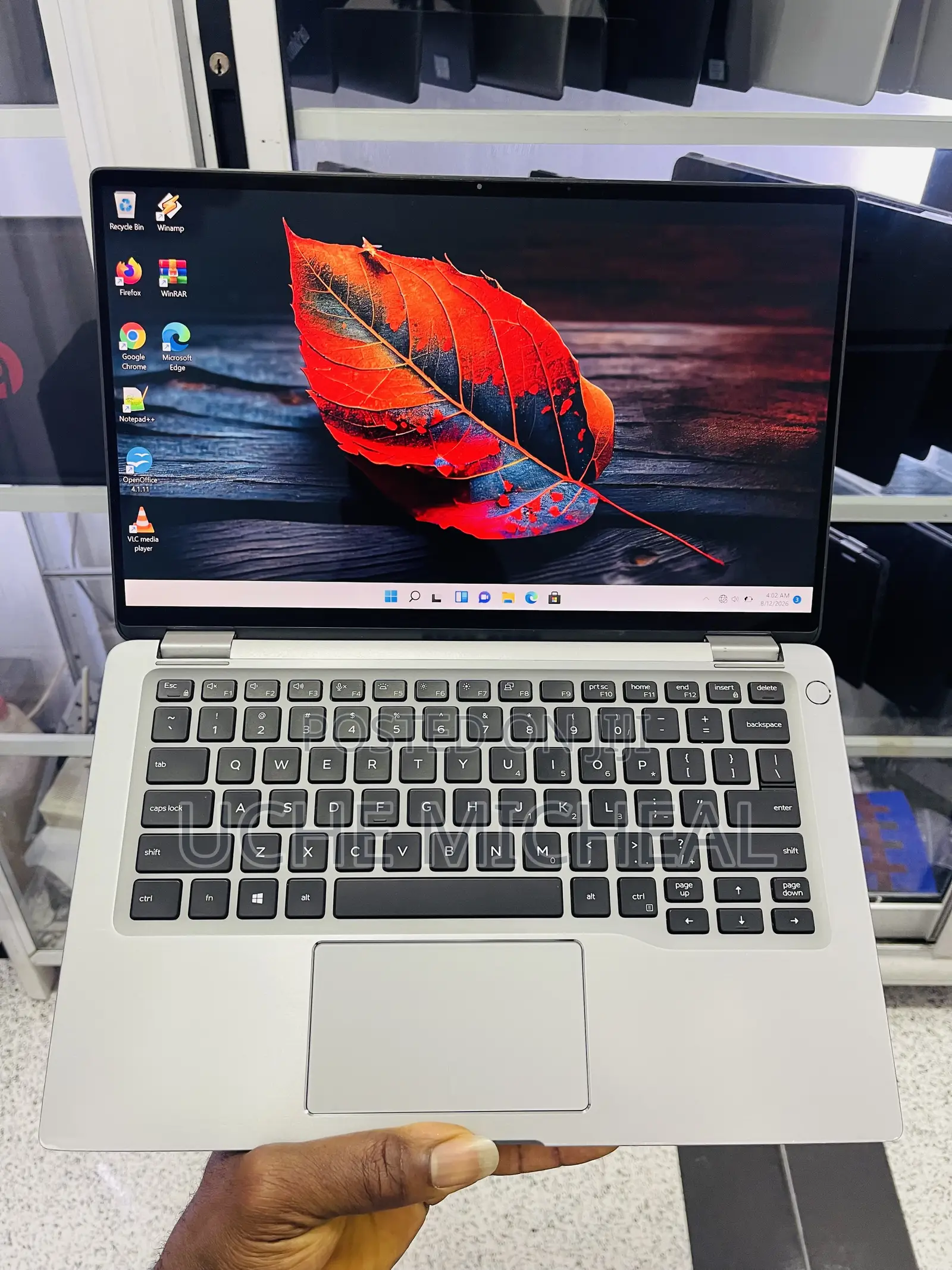 Laptop Dell Latitude 7400 2-in-1 16GB Intel Core i5 SSD 256GB