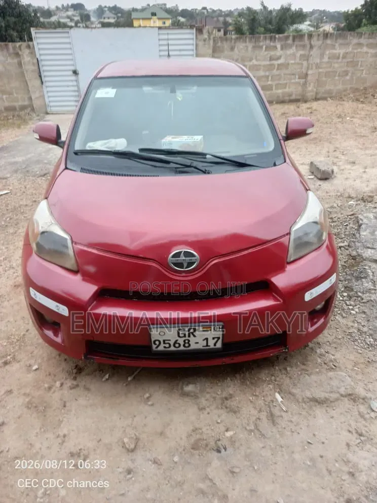 Scion xD Base 2009 Red