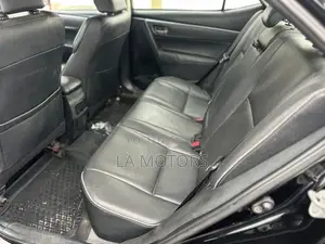 Toyota Corolla 2016 Black