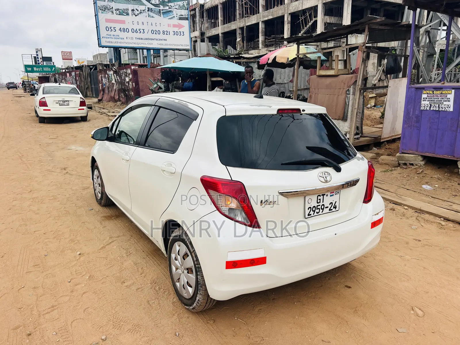 Toyota Vitz 2013 White