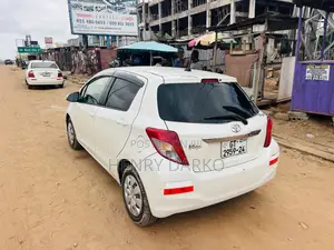 Toyota Vitz 2013 White