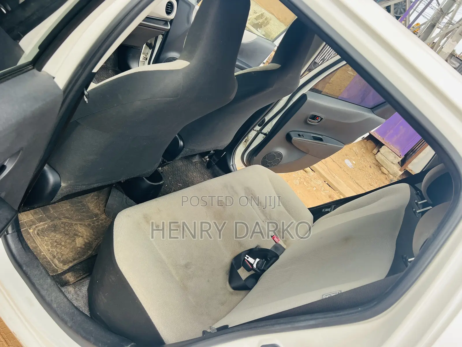 Toyota Vitz 2013 White