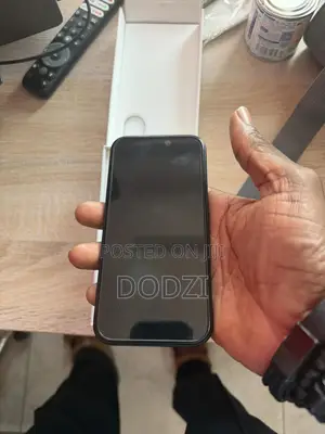 Apple iPhone 16 256 GB Black