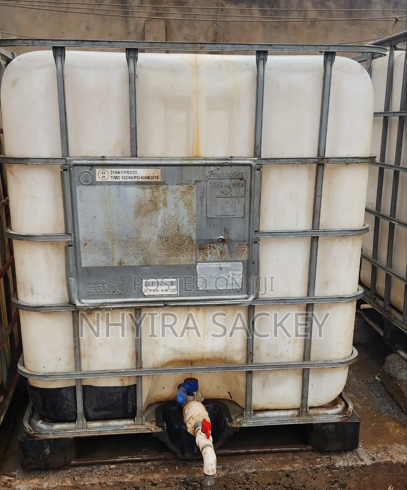 Off-White 1000l Ibc Tank