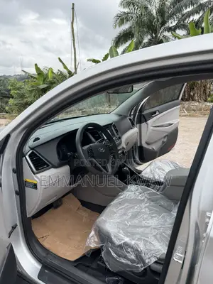 Hyundai Tucson SEL AWD 2018 Silver