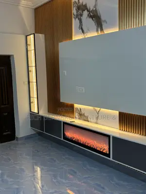 Modern Customized TV Unit + Fireplace