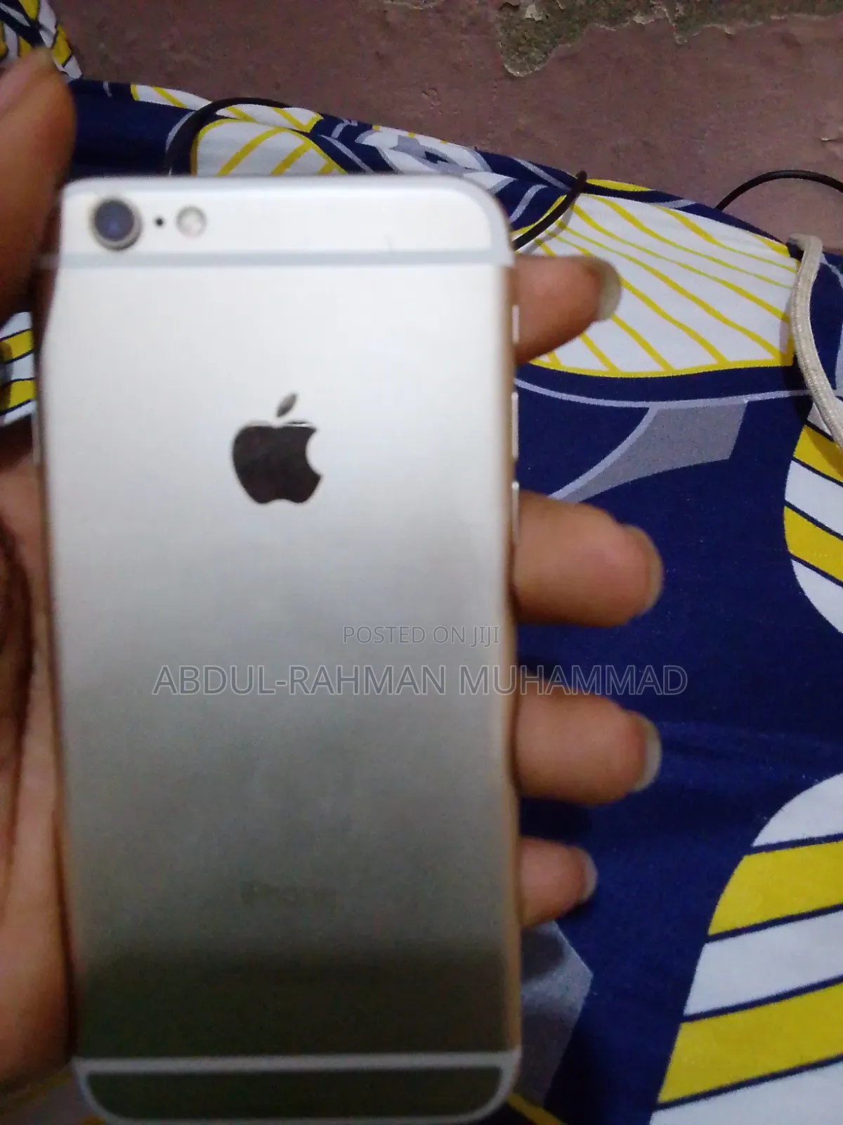 Apple iPhone 6s 64 GB Gold