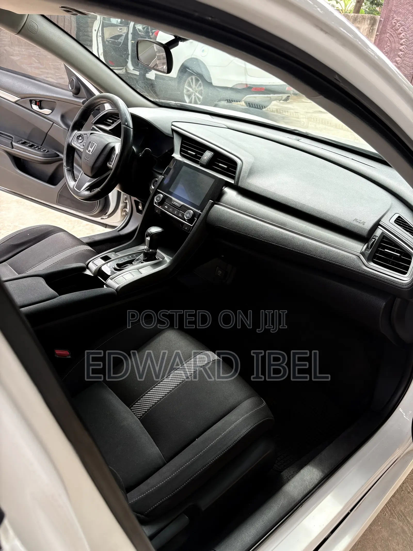 Honda Civic EX-L Sedan 2018 White