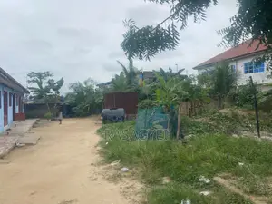5bdrm House in Accra Metropolitan for sale