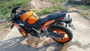 Honda CBR 2017 Orange